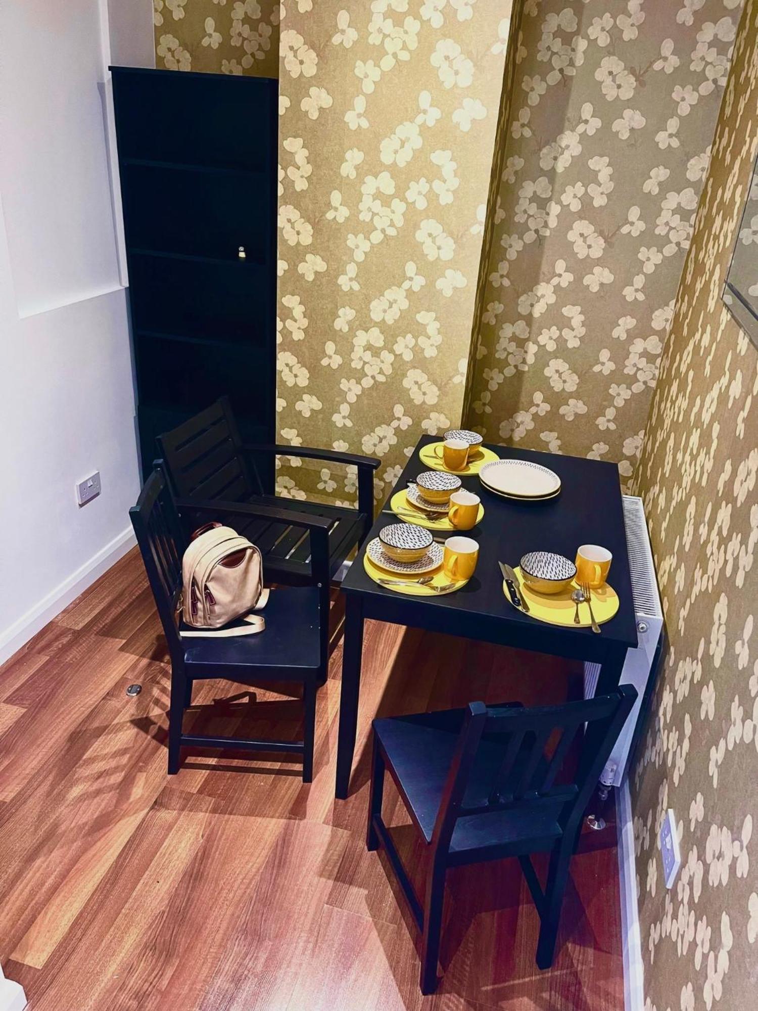 Entire Yellowapt Near Belfast City Centre - Free Parking - Up To 3 Guests - 2 Beds Exterior foto